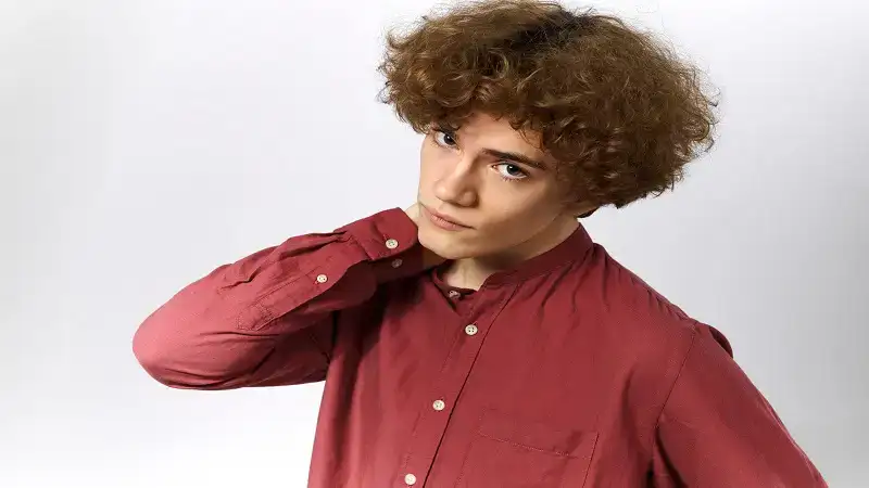 curly hair men haircuts